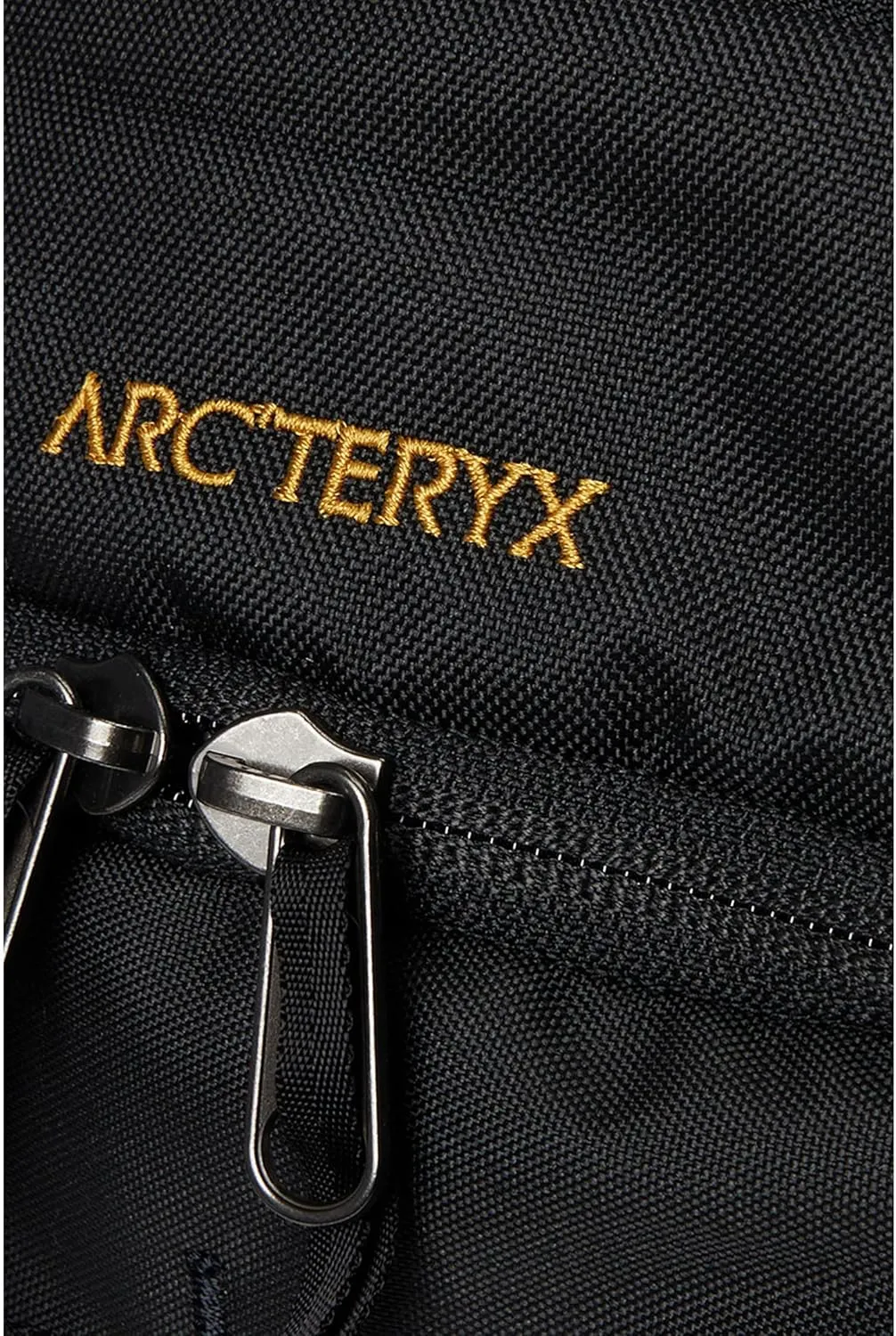 Arc'teryx Mantis 26 Backpack | Highly Versatile 26L Daypack | Black X, One Size