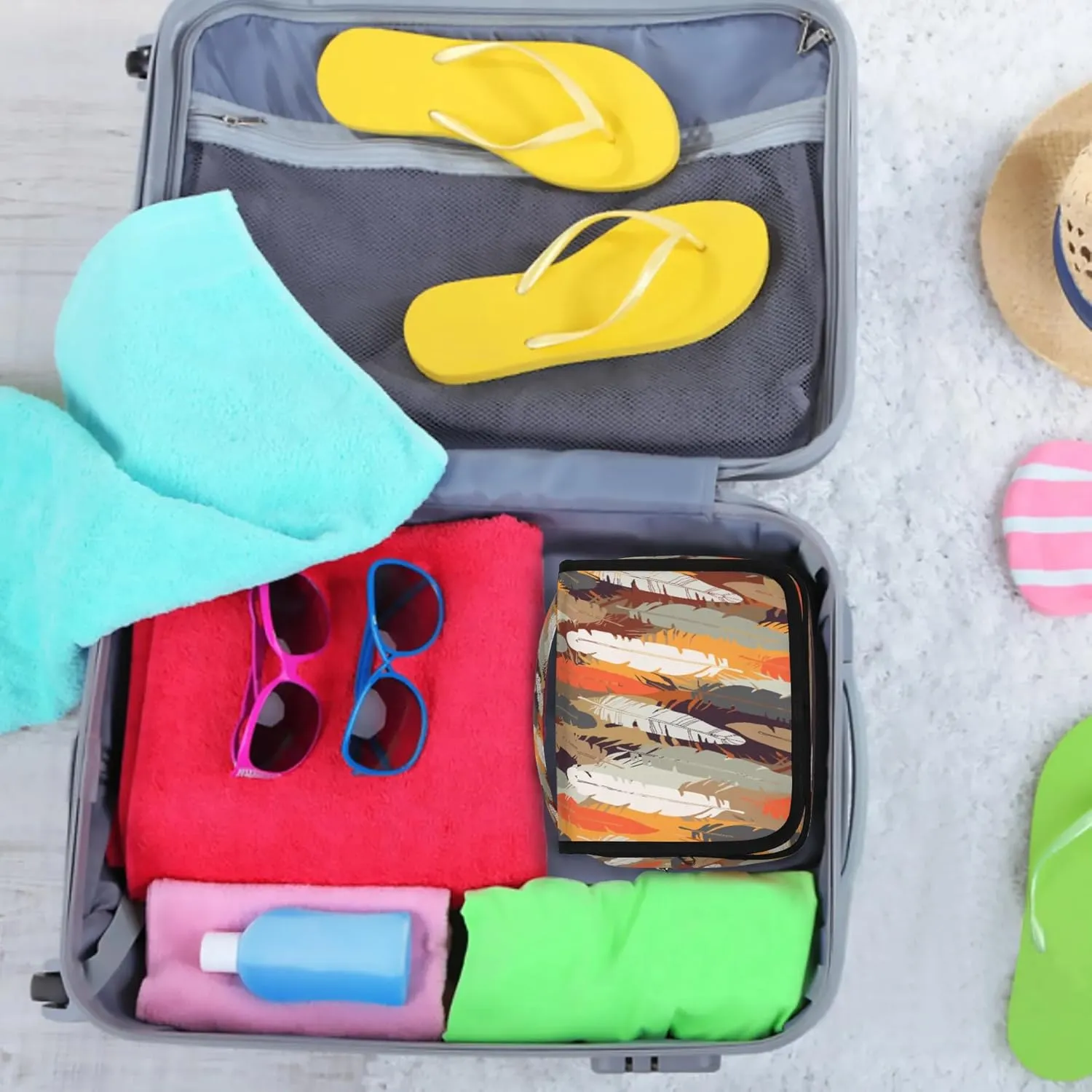 Beautiful Feathers Hanging Toiletry Bag Waterproof Makeup Cosmetic Bag Travel Bag Organizer for Accessories Shampoo Full Sized Container Travel-Essentials Toiletry Bag