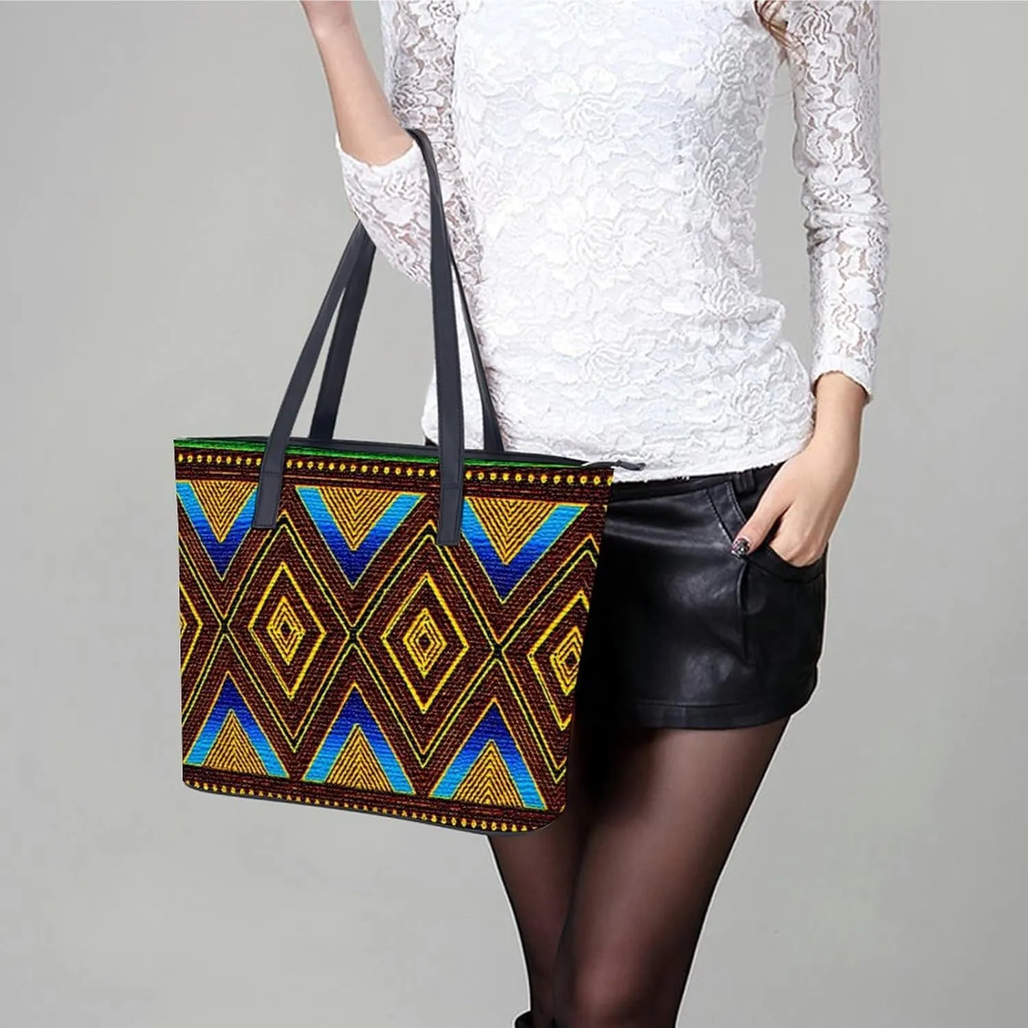 Black Retro A Leather Handbag with Large Capacity And Portability