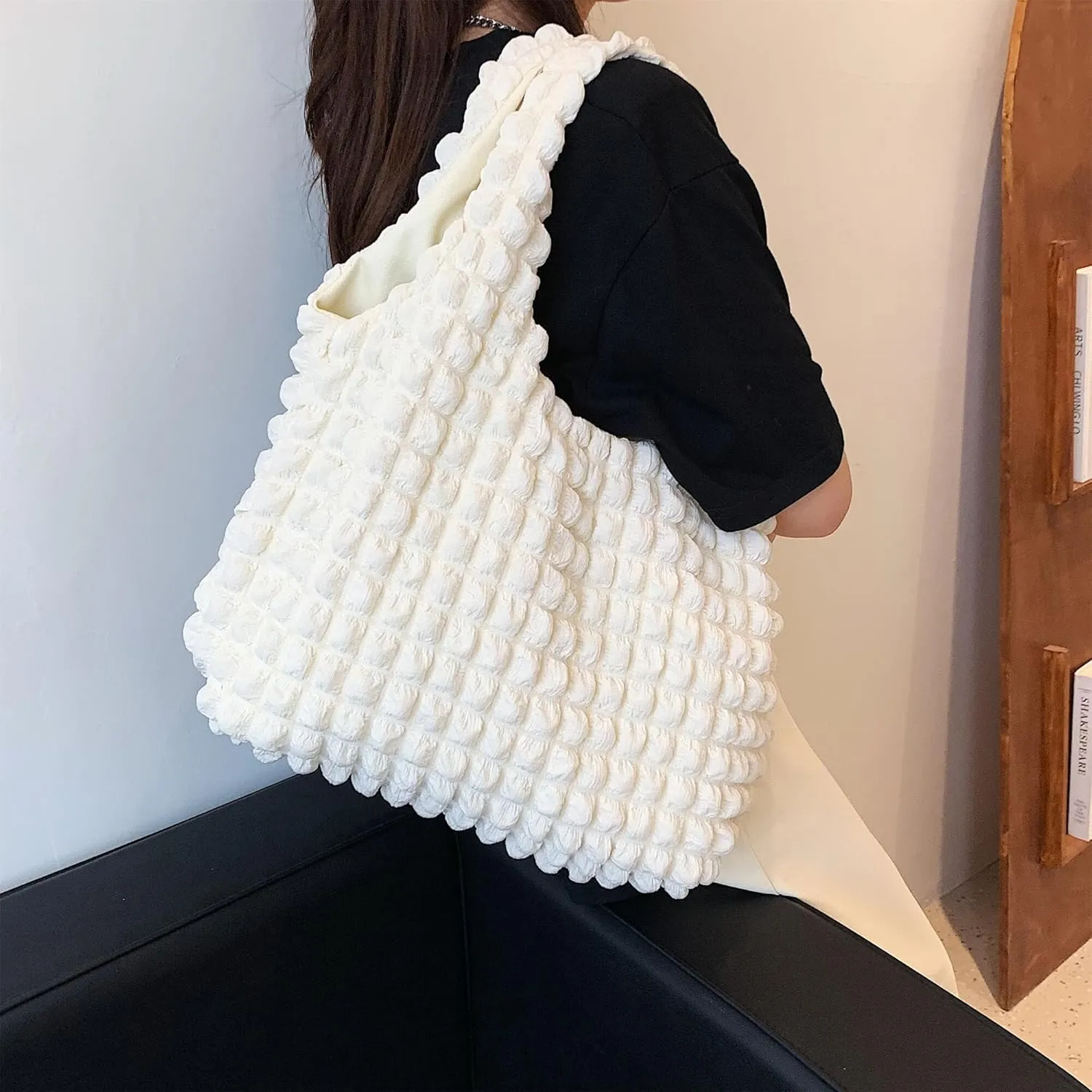 Bubble Large Shoulder Bags for Women Puff Tote Handbag and Purse Cloud Casual Shopping Travel Bag Lightweight