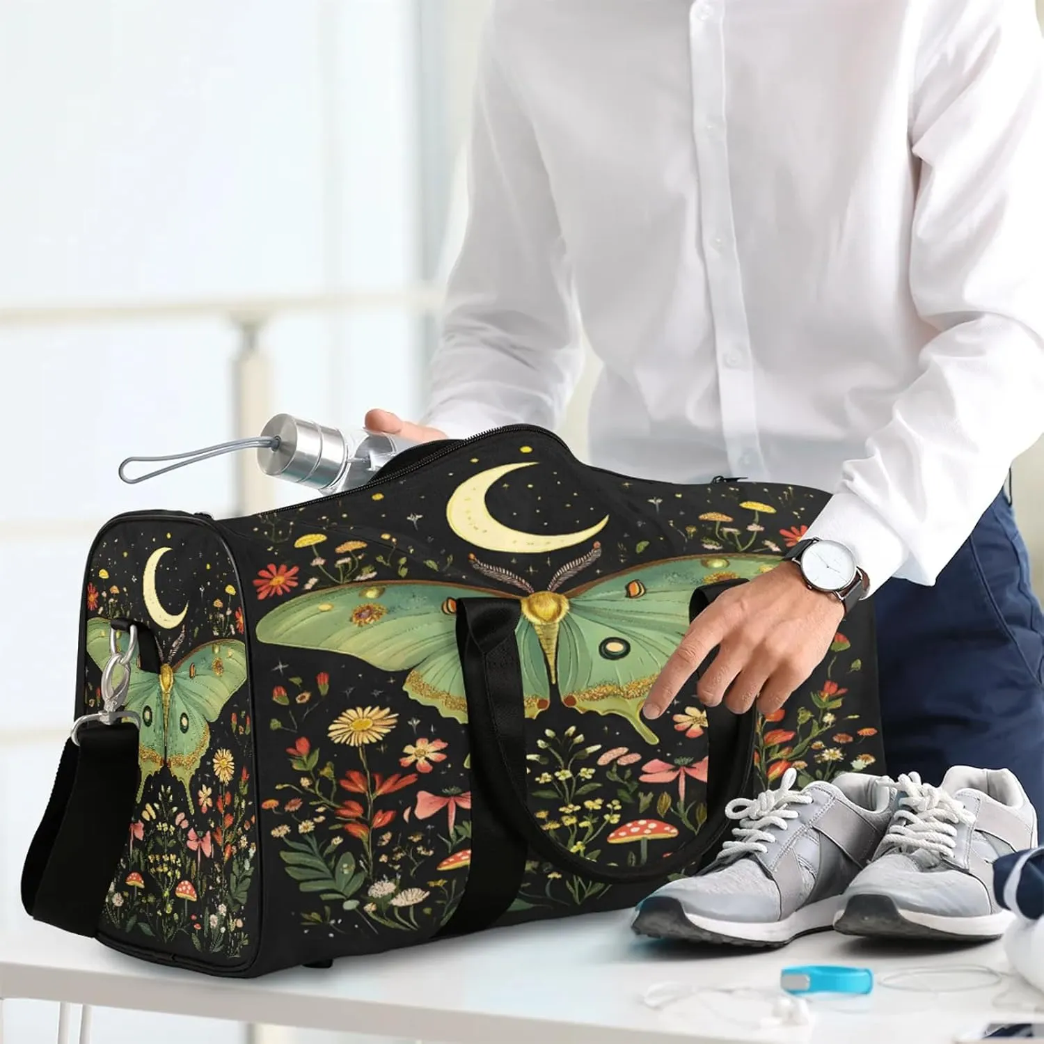 Butterfly Duffle Bag for Travel, Overnight Weekend Gym Carry On Luggage Bag, Floral Travel Duffel Bag for Men Women