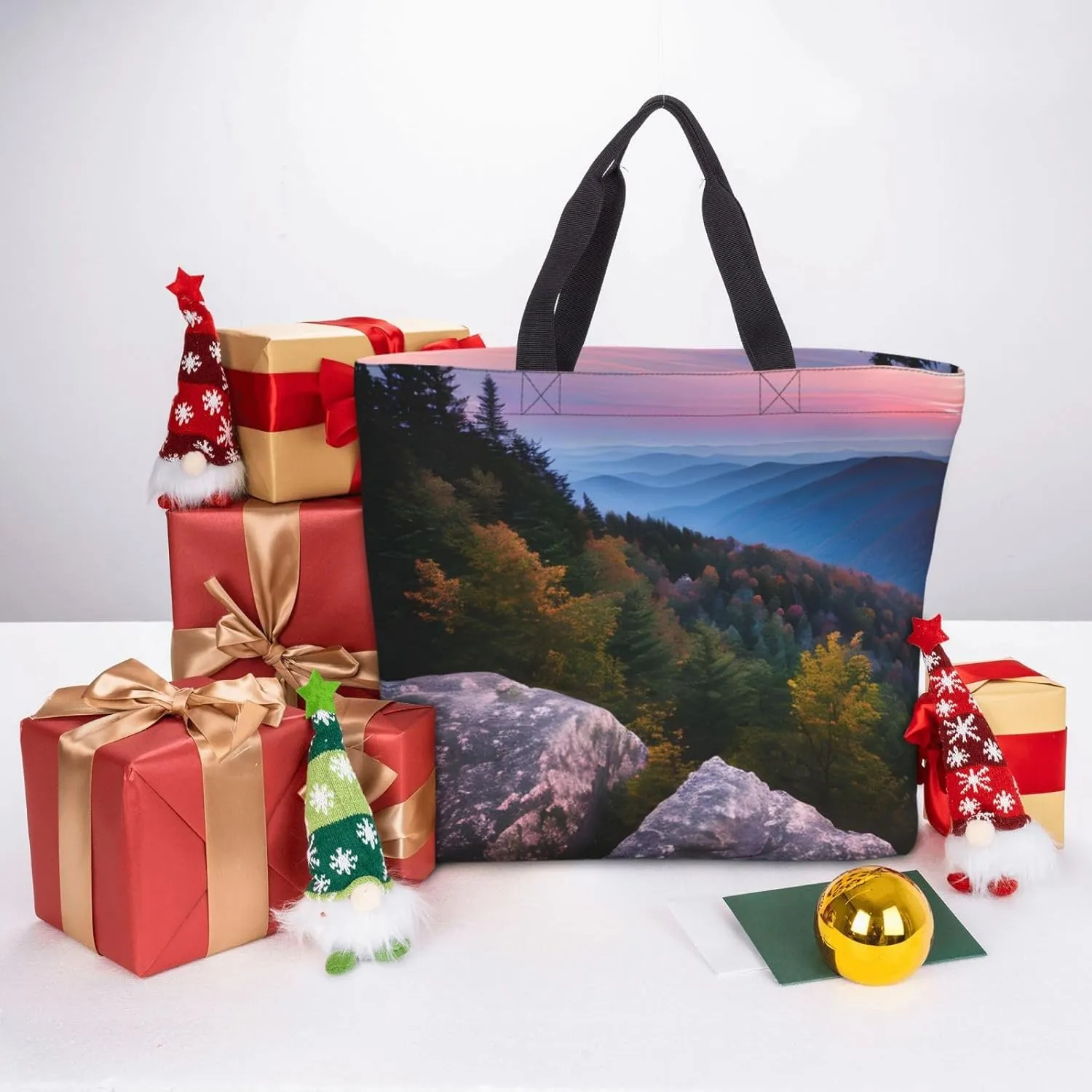 Canadian Smokey Mountain Cliff Large-Capacity Polyester Tote Bag With Zipper Pockets One-Shoulder Tote Bag