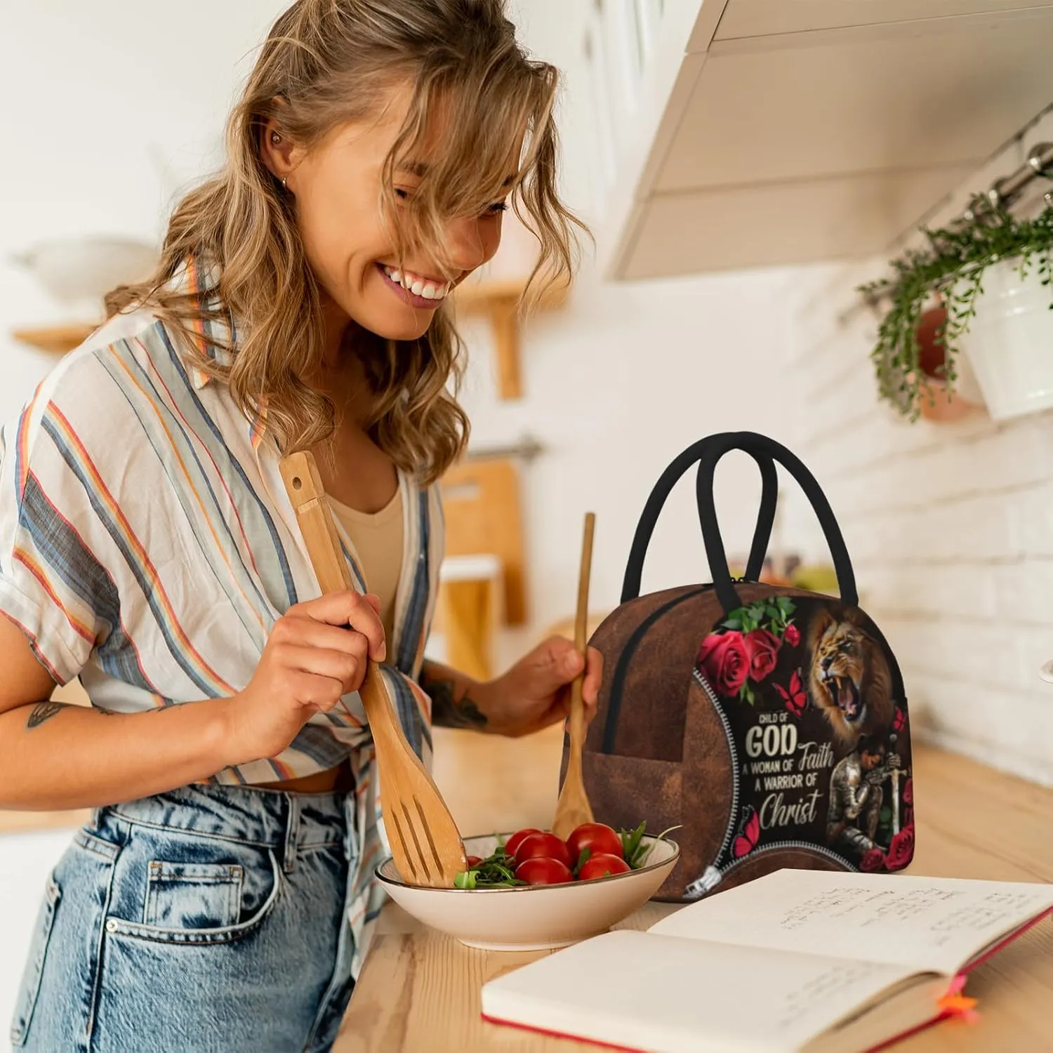 Christian Bible Verses Lunch Box for Women Christian Woman Warrior Lunchbox Inspirational Scripture Insulated Religious Reusable Lunch Tote Bag for Church Office Work Travel