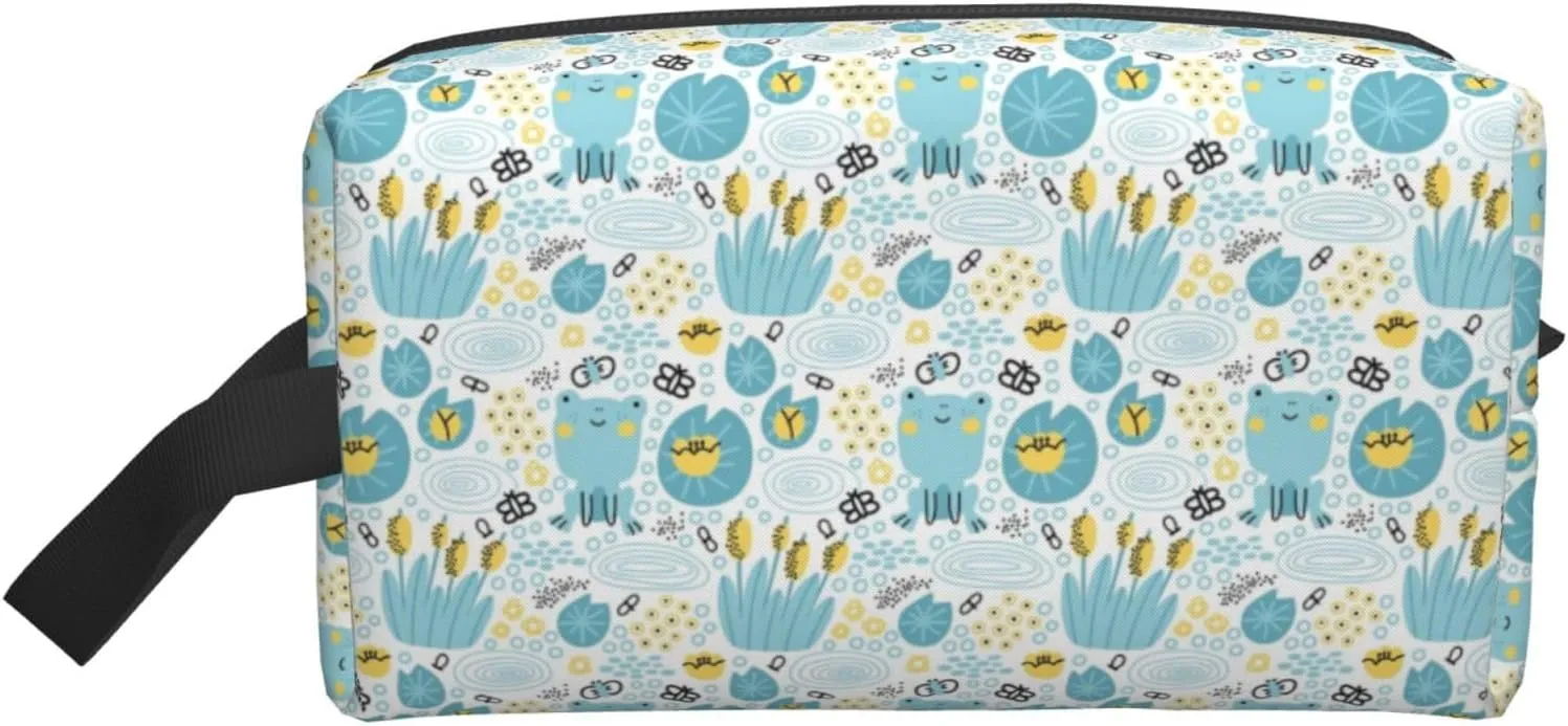 Cute Funny Frog Travel Toiletry Bag for Men Women Waterproof Hanging Dopp Kit Wash Bags Lightweight Shaving Bag Portable Cosmetic Makeup Bag with Handle for Shower Toiletries Accessories