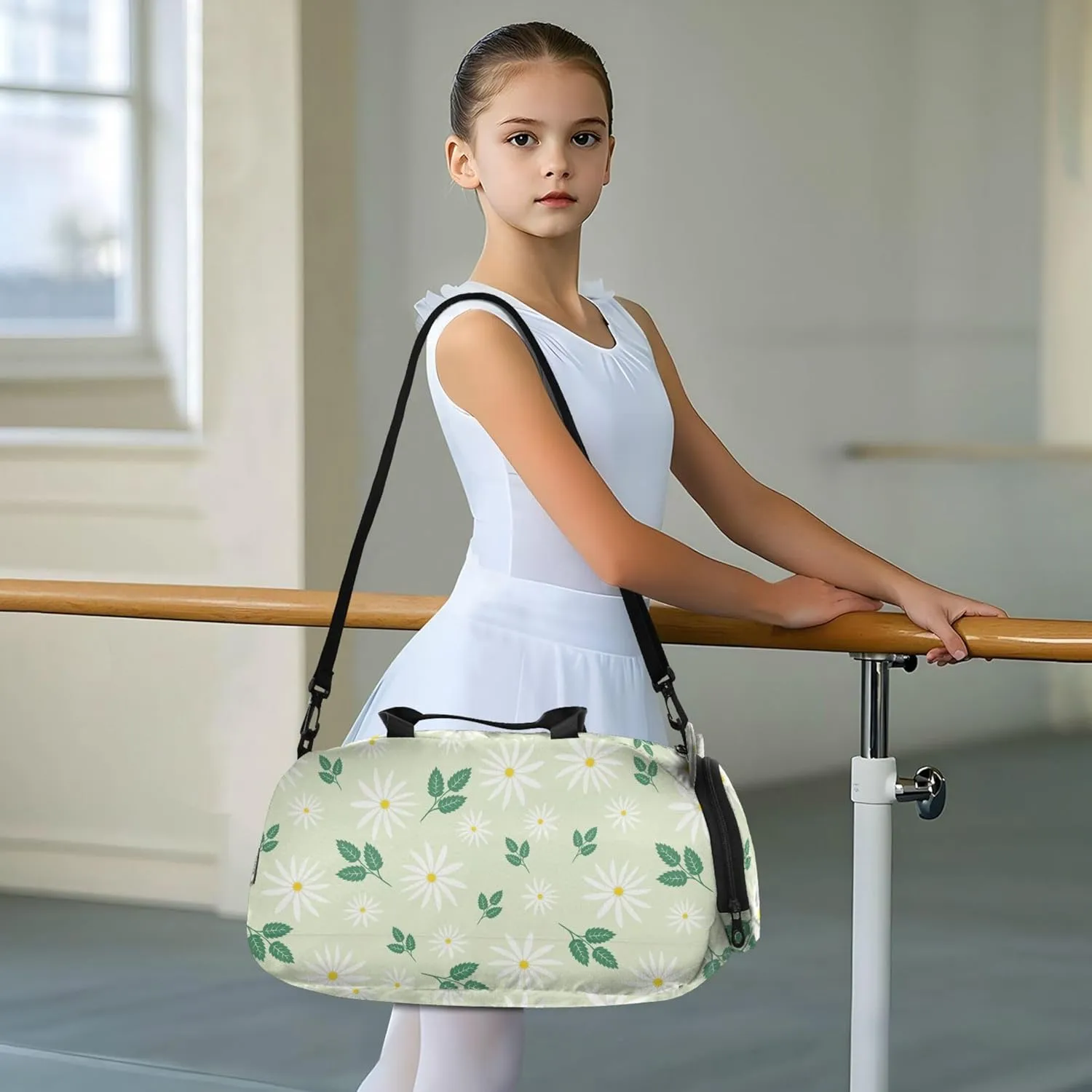 Daisy Floral Girl's Gym Duffel Bag with Shoes Compartment Multifunctional Kids Overnight Duffel Bag for School Practice, Sports, Travel