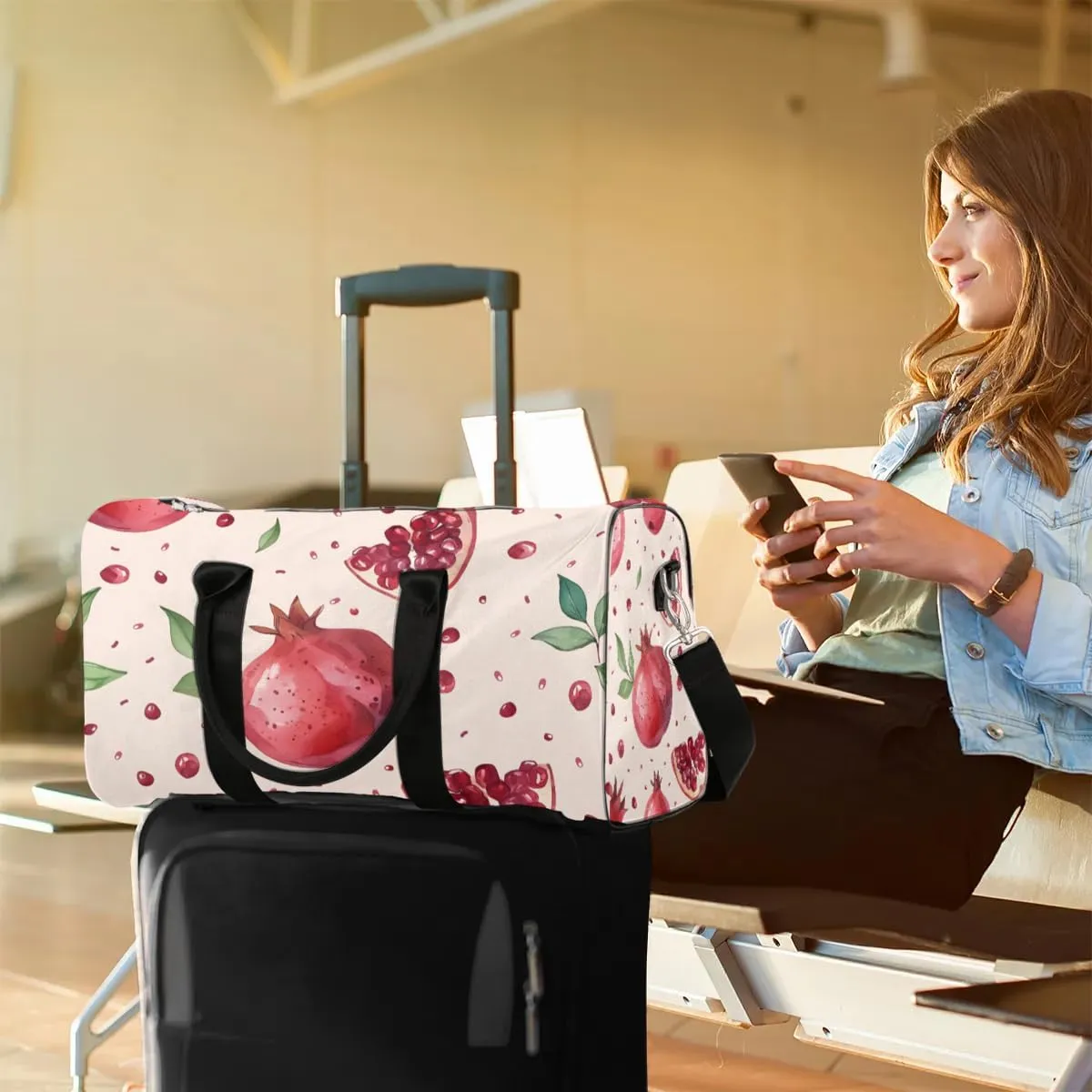 Foldable Travel Bag Pomegranate Fruit Lightweight Carry On Bags for Airplanes Waterproof Travel Duffle Bag For Gym Weekend Overnight
