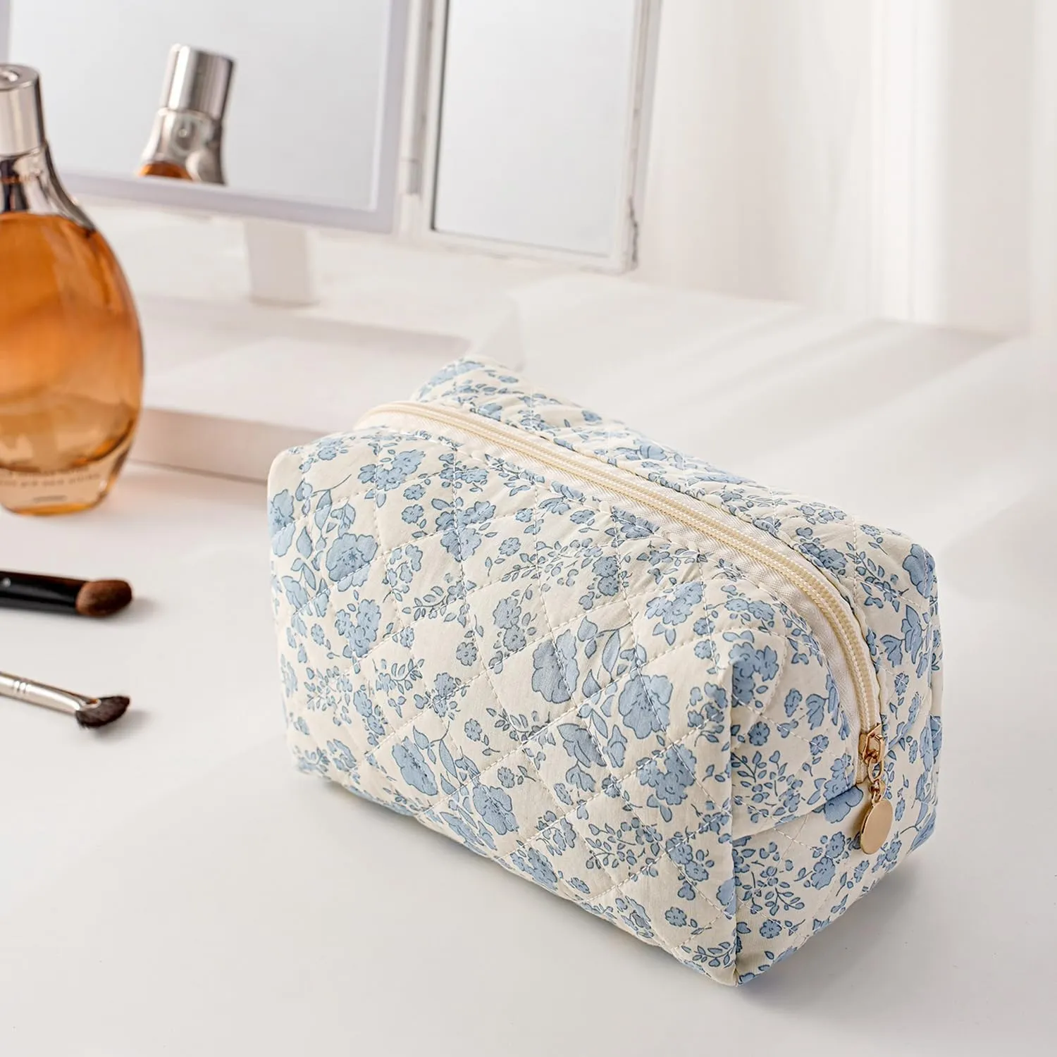 Gleyemor 2 Pieces Quilted Makeup Bag, Cute Floral Cosmetic Bag for Women, Cotton Make Up Bag Set, Flower Travel Toiletry Bag Tote Bag Organizer (Blue Floral  Pink Rose)