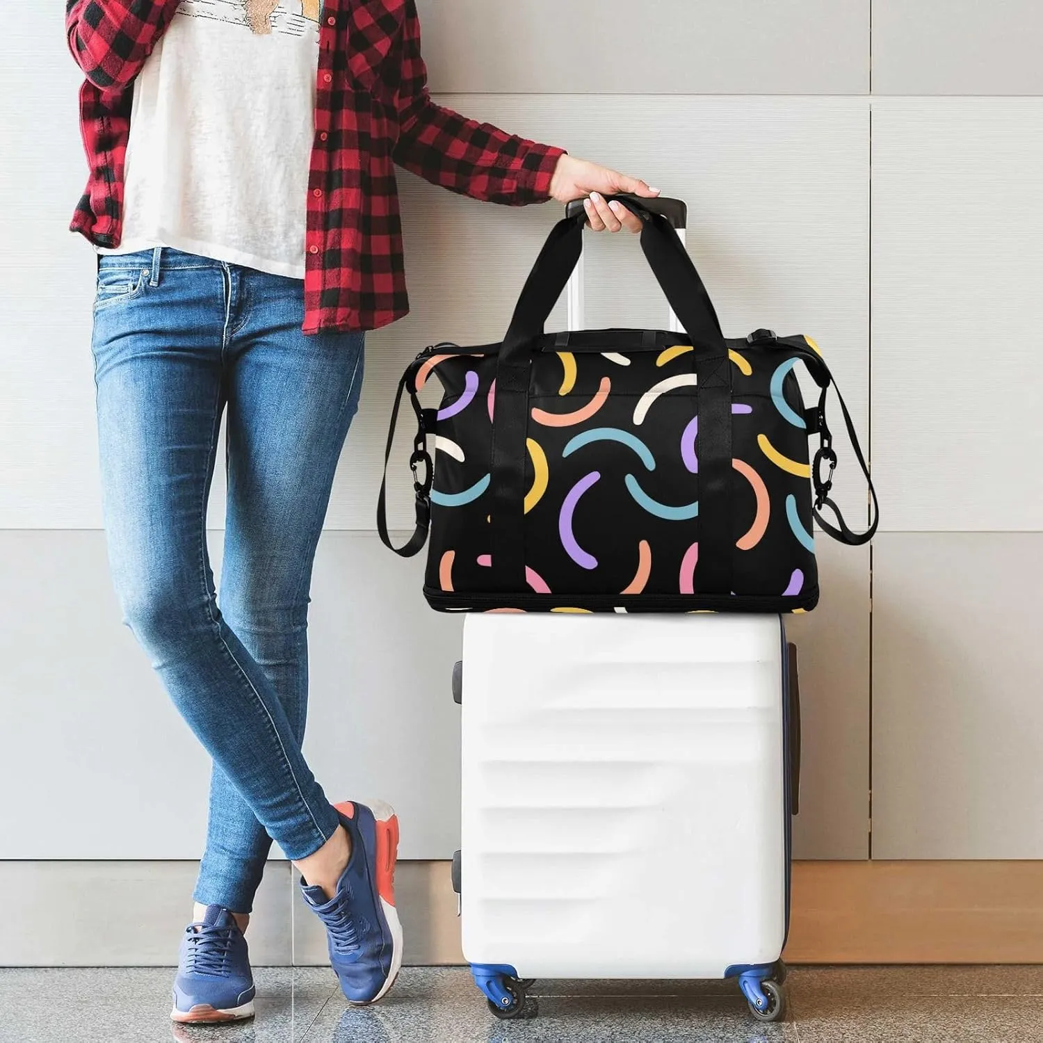 Gym Bag for Women Duffel Bags for Traveling Sports Bag with Shoe Compartment Dual Handles Removable Strap Multi Pockets Large Capacity Fashionable Abstract Black