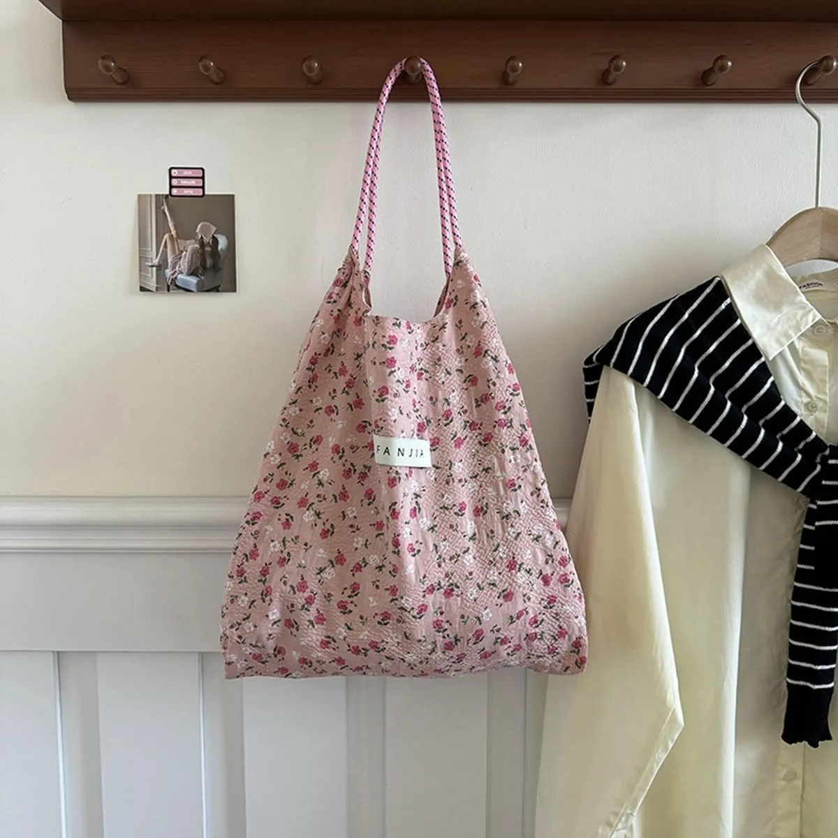 Korean version floral handbag for women's fresh Japanese style small floral shoulder bag with large capacity shopping bag