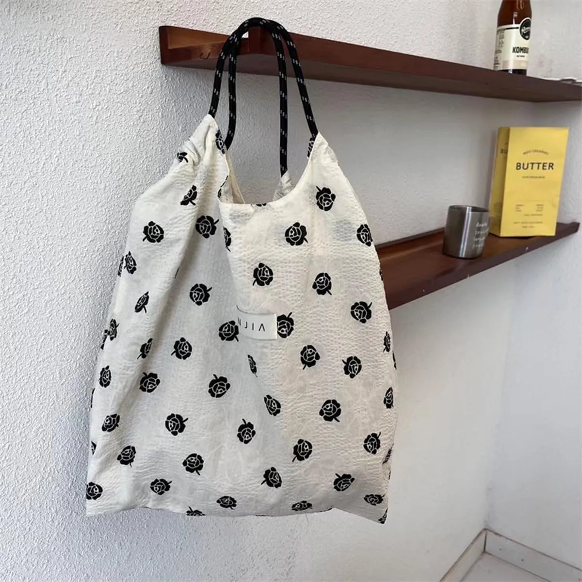 Korean version floral handbag for women's fresh Japanese style small floral shoulder bag with large capacity shopping bag
