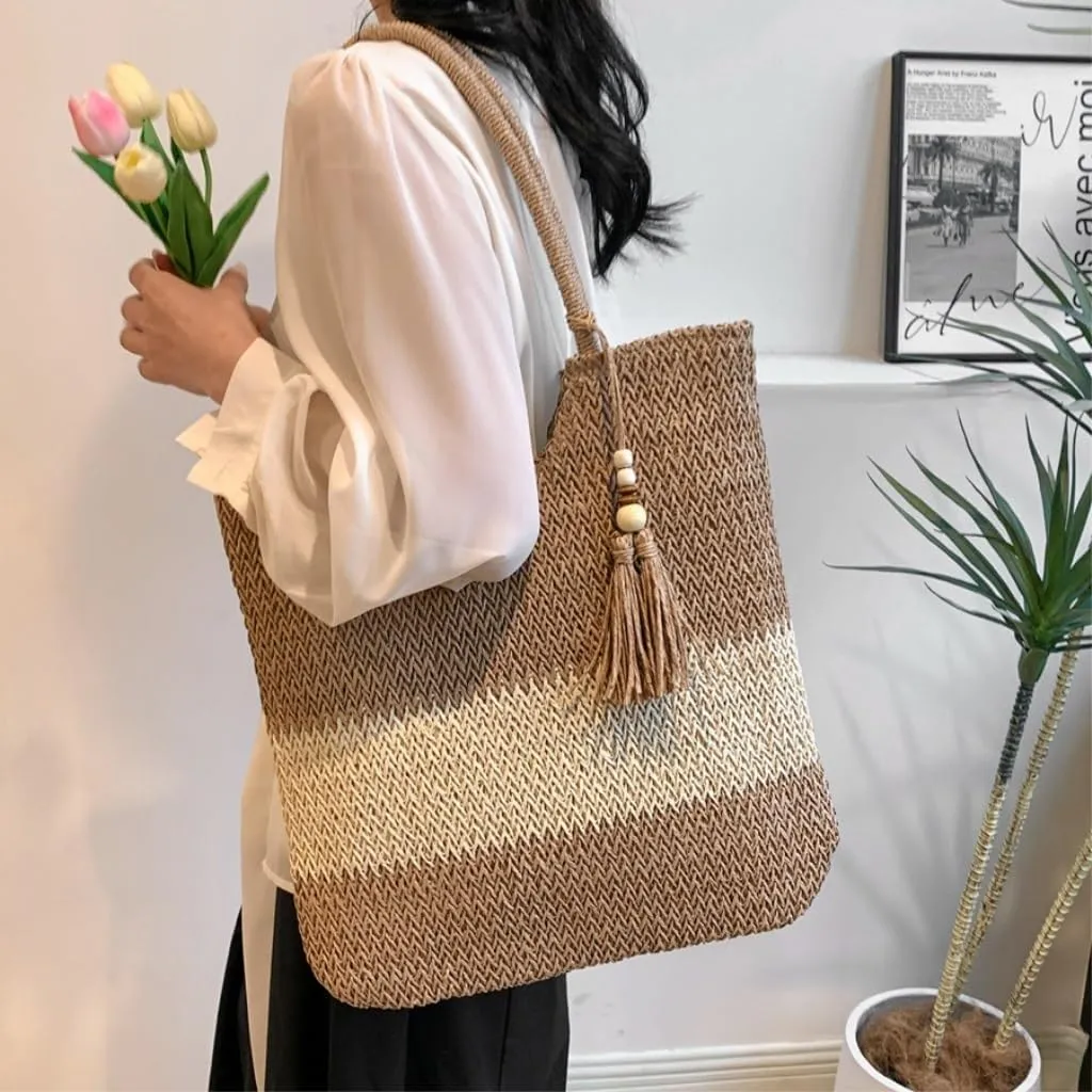 Large capacity Bag Casual Striped Straw Handbag with Tassels: Enjoy a Pleasant Time Ladies shoulder Bag