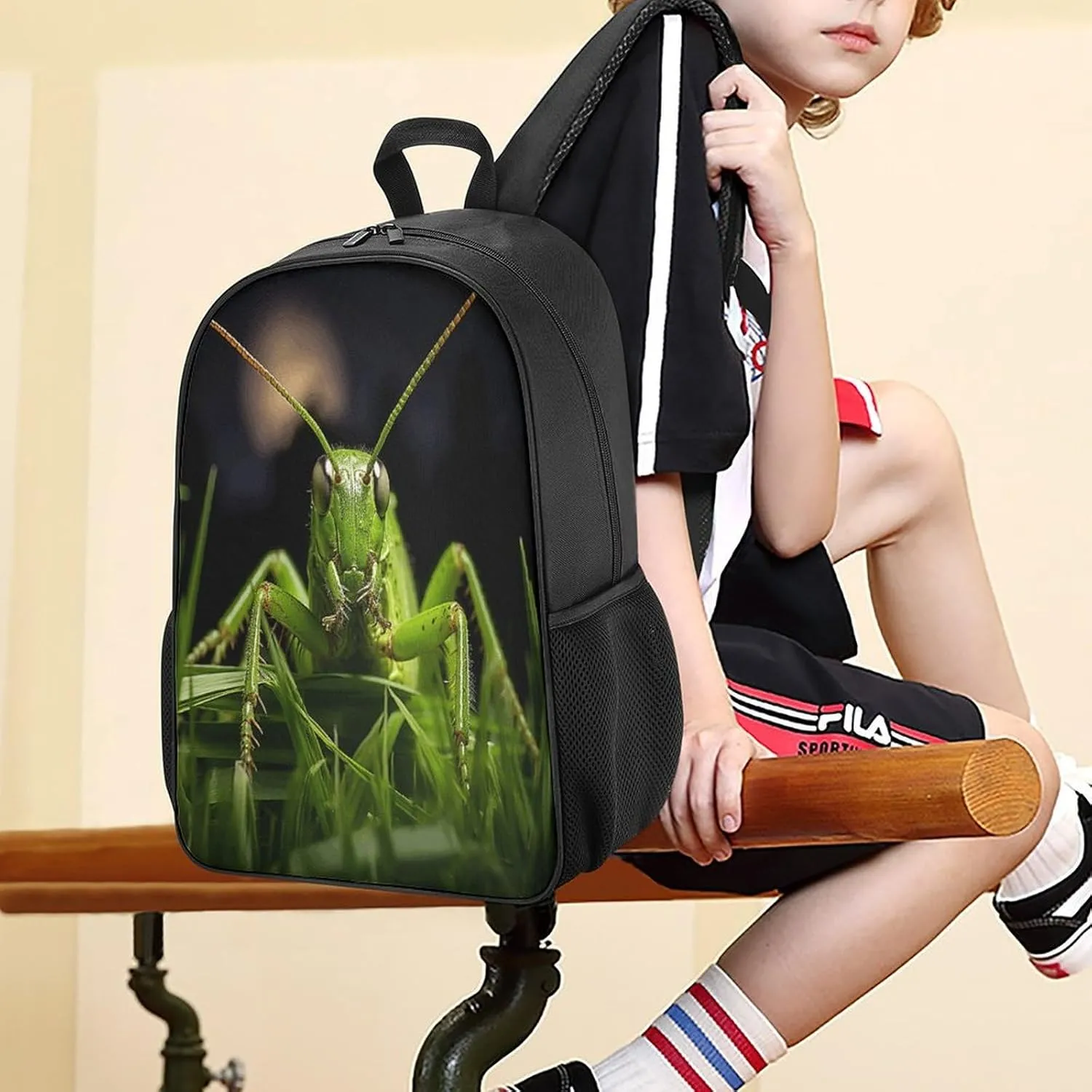 Lightweight Backpacks Cute Travel Bag Durable Grasshopper on Grass Printing Small Travel Backpack For Women & Men