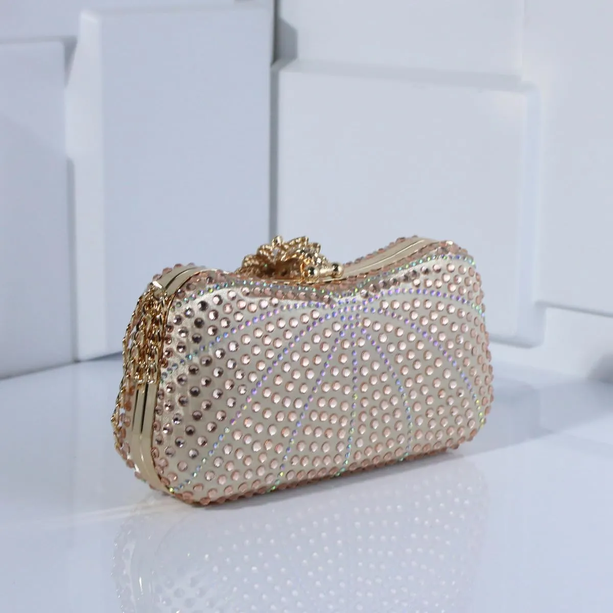 Luxurious Evening Clutch with Fashion Rhinestones and Crystals for Women - Chain Strap Shoulder Bag or Evening Purse