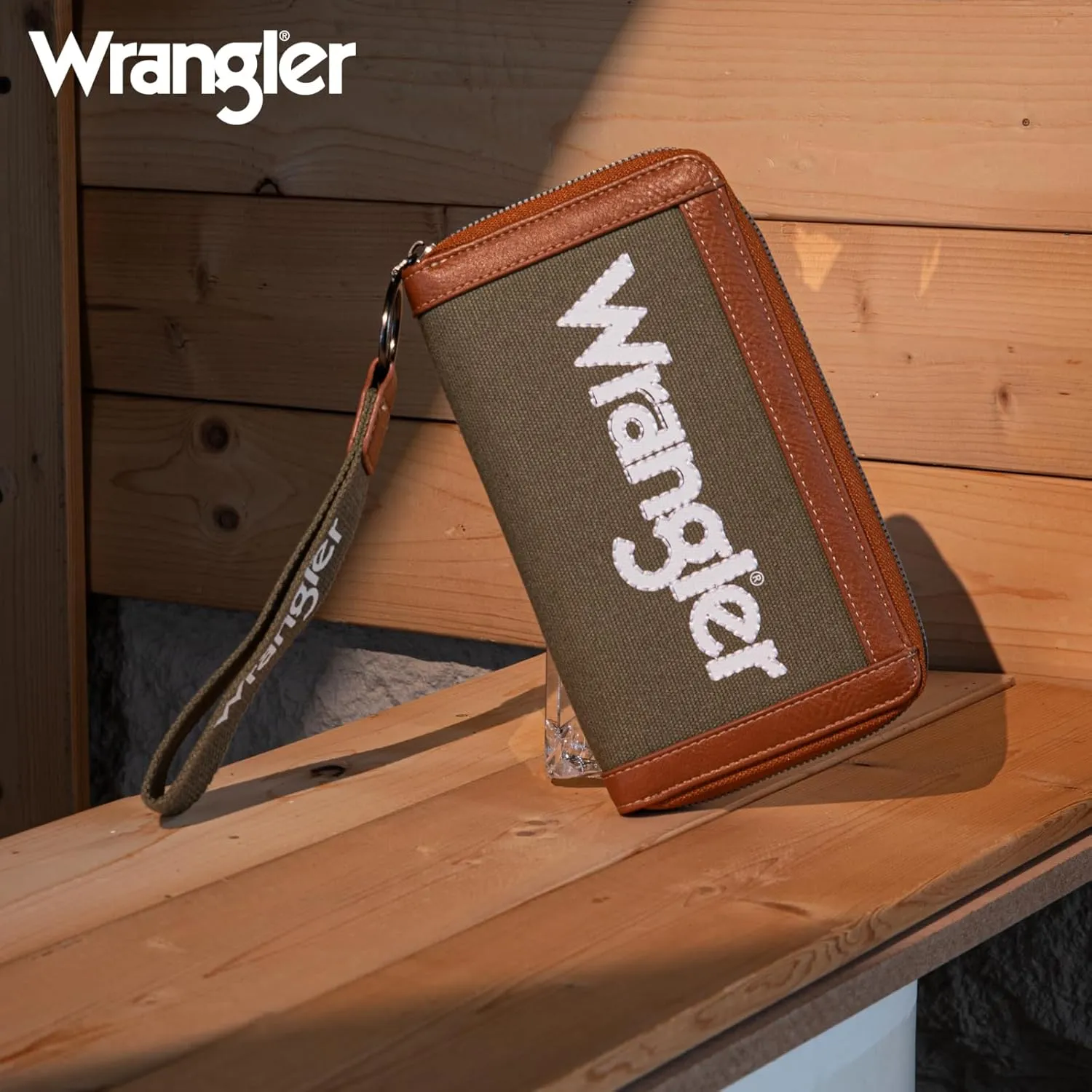 Montana West X Wrangler Classic Logo Wallets Wristlet Purse for Women Vintage Boho Ladies Wallet Coin Purse Two-Tone Credit Card Holder