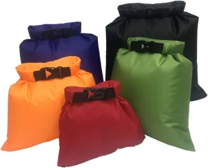 SOIMISS Set of 5 Waterproof Hiking Backpacks Travel Pouches Duffel Bags 1.5l 6l Roll Top Zipper for Kayaking Camping and More Random