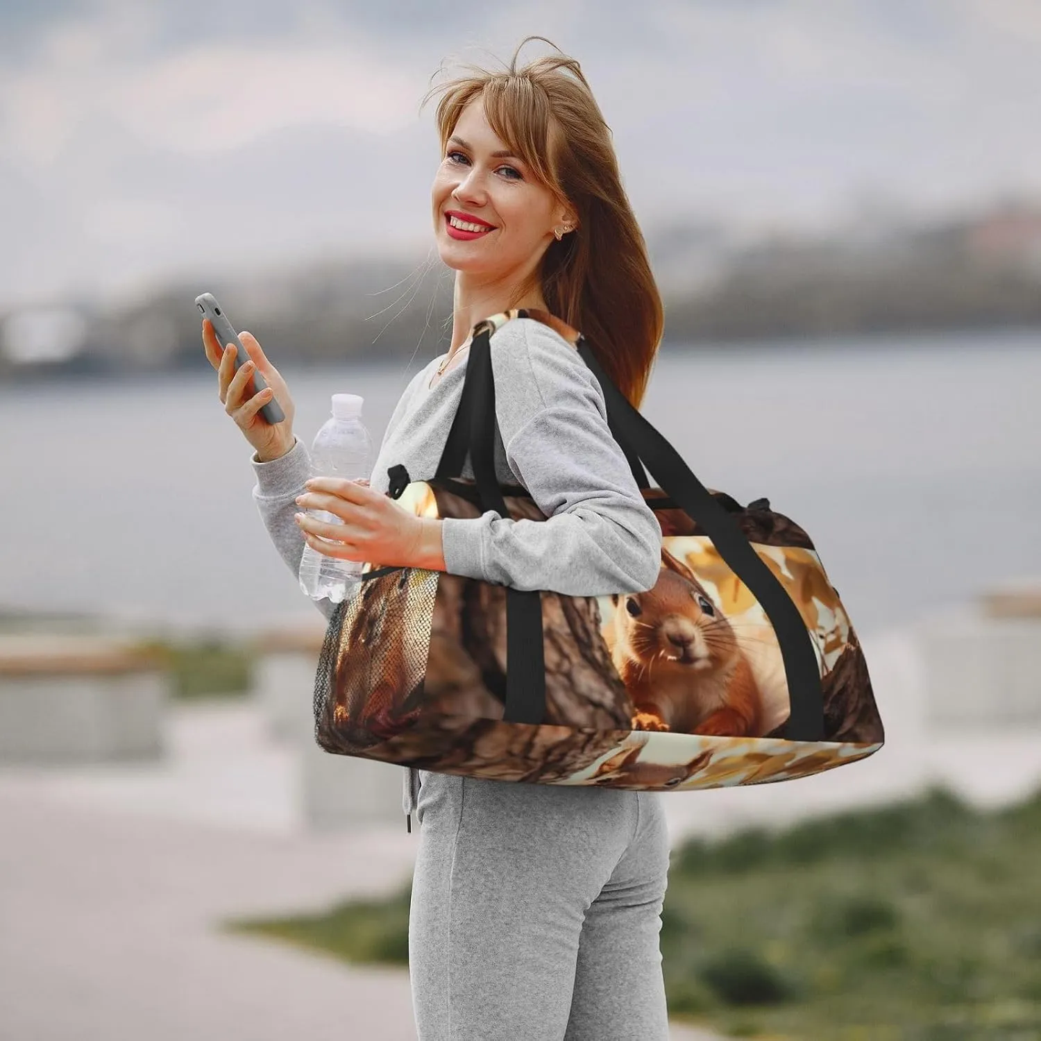 Travel Duffel Bag For Men Women, Curious Squirrel Tree Carry On Sport Gym Bag With Shoulder Strap Lightweight Waterproof Weekender Bag Overnight Bag