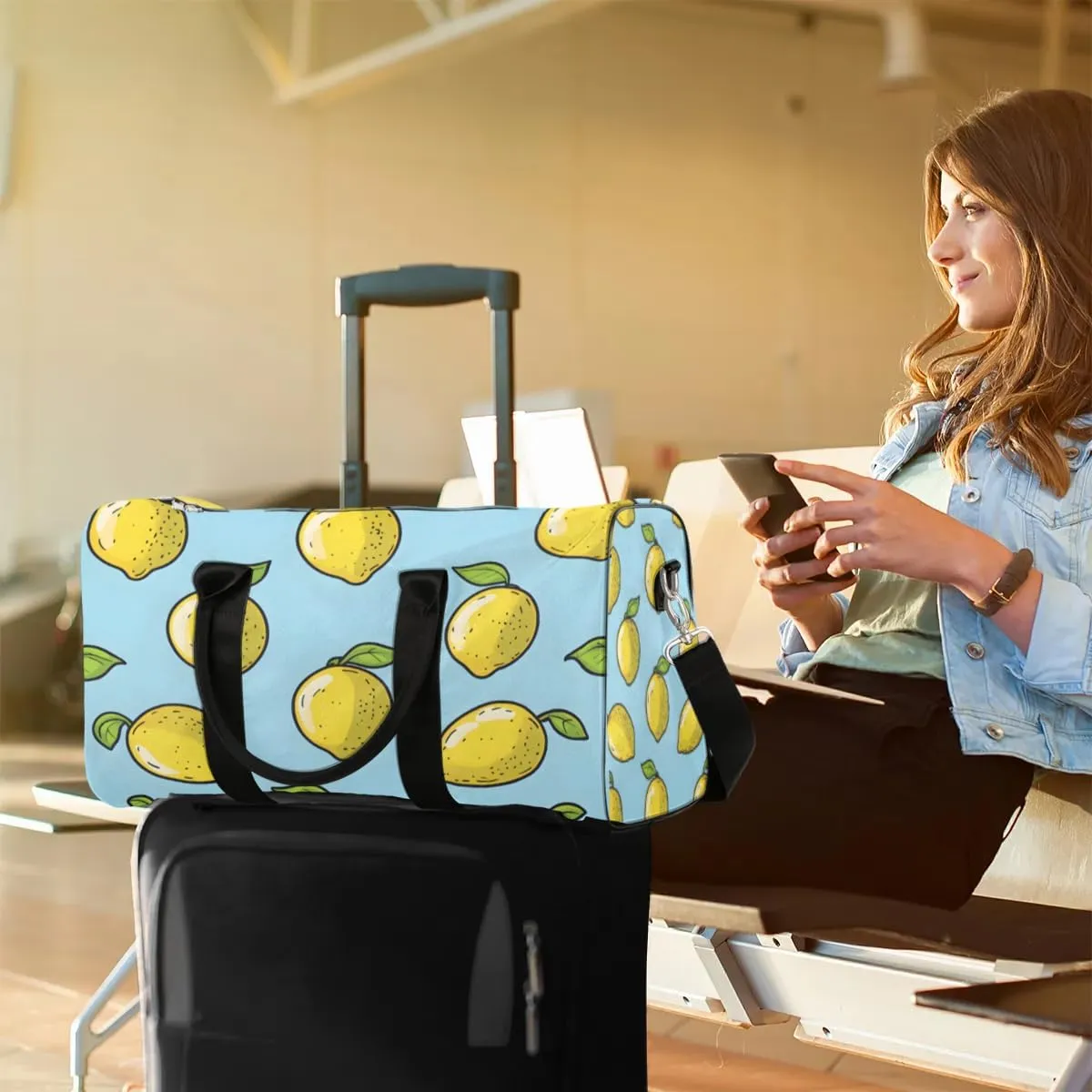 Travel Duffle Bag Cute Lemons Gym Bags for Men Women Travel Duffel Bags with Adjustable Shoulder Strap Carry On Weekender Bag
