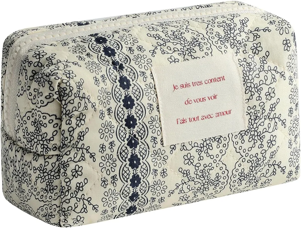 uekeboag Small Cute Floral Quilted Cotton Makeup Bag,Mini Coquette Quilted Cosmetic Pouch with Zipper,Kawaii Travel Toiletry Bags for Purse(02 Navy flower)