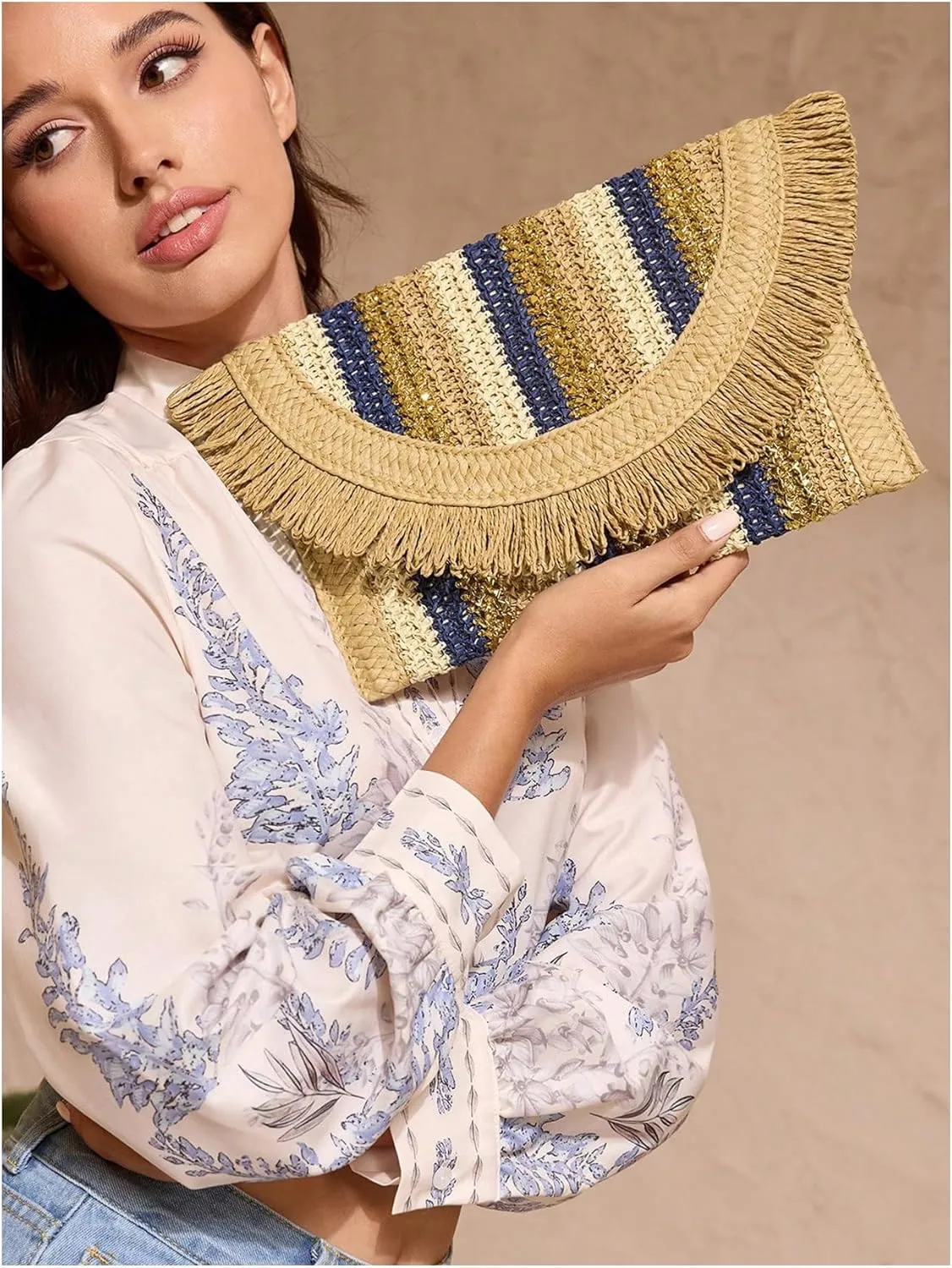 Verdusa Women's Fringe Straw Clutch Purses Woven Handbags Envelope Bag Wallet