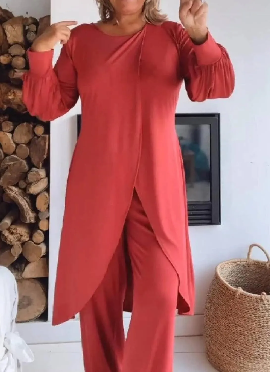 Women's 2025 Summer 2 Piece Set Long Sleeve Round Neck Asymmetrical Top Straight Wide Leg Pants Plain Vacation Outfits