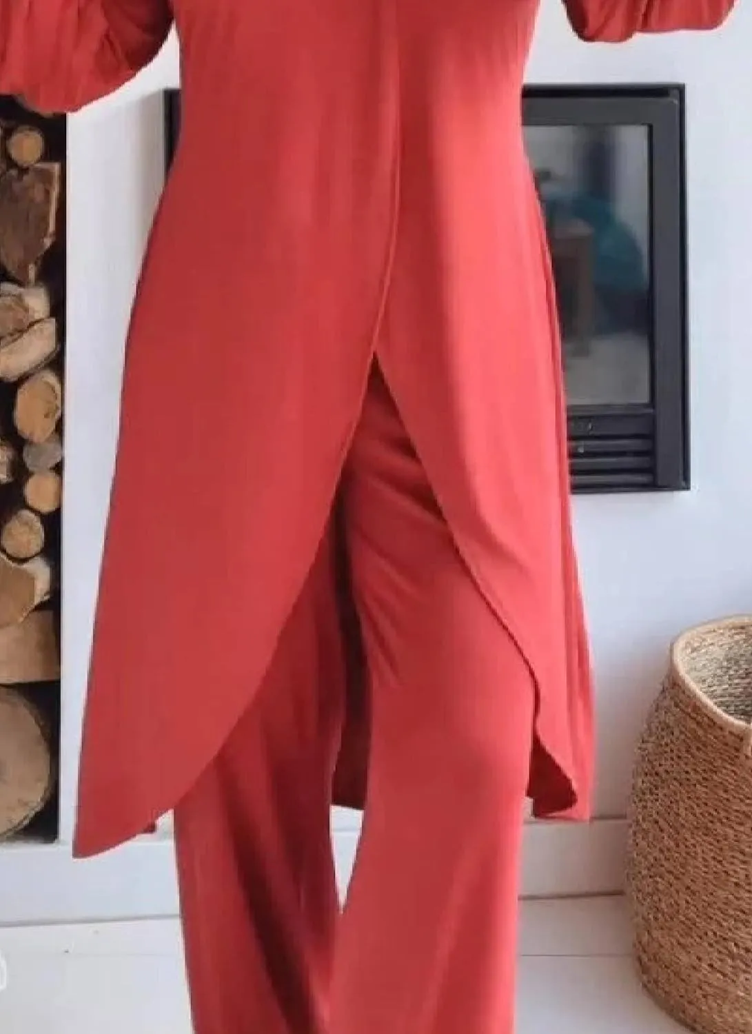 Women's 2025 Summer 2 Piece Set Long Sleeve Round Neck Asymmetrical Top Straight Wide Leg Pants Plain Vacation Outfits