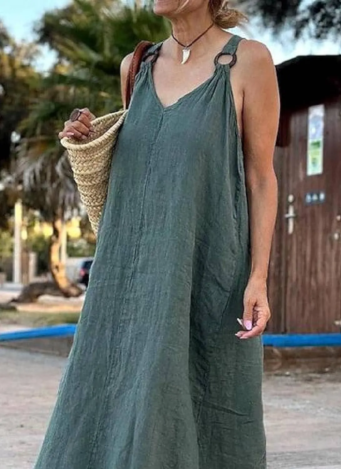 Women's 2025 Summer Elegant V-Neck Sleeveless Maxi Dresses Baggy Plain Loose Silhouette Causal Beach Outing Shift Dress