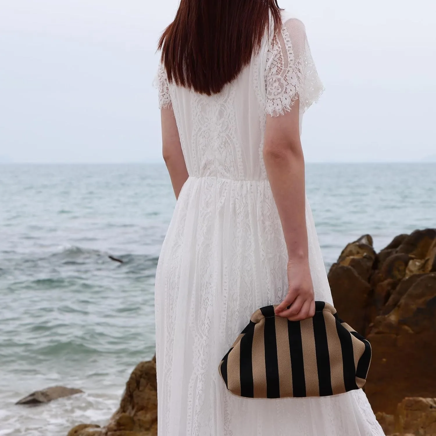 Women's Summer Beach Clutch Purses Colorblock Woven Crochet Handbags Dumpling Clutch Small Purse Casual Womens Clutch